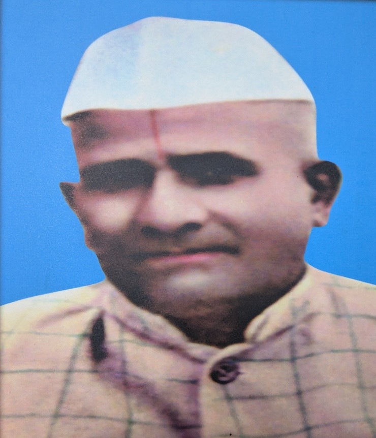 Sri G R RANGASWAMAIAH